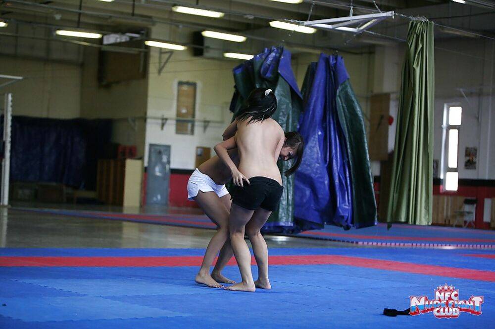 Sharon Lee and Amabella fighting and fucking after that to relax - #8