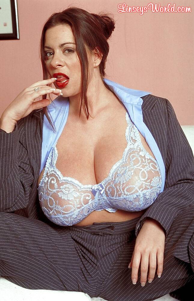 Fat MILF with big tits Linsey Dawn McKenzie posing in a suit. - #8