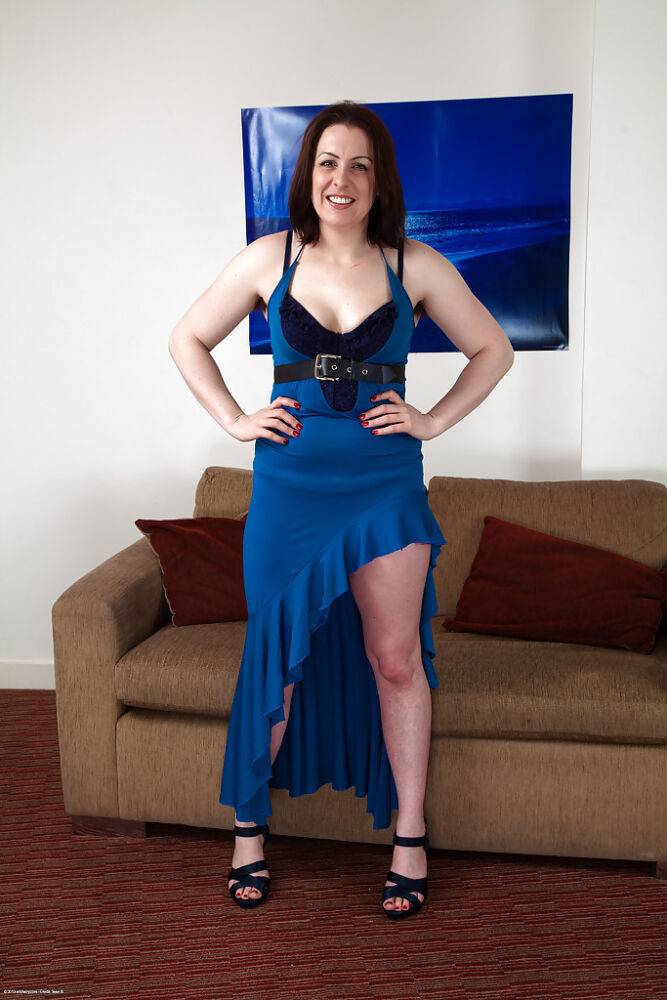 Chubby mature Jenna Brooke is showing her body in a blue dress - #9