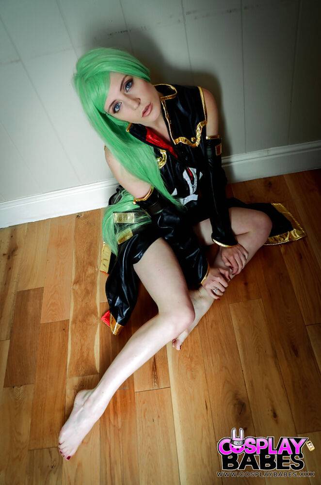 Cosplay photo gallery featuring Euro fetish babe Samantha Bentley - #3