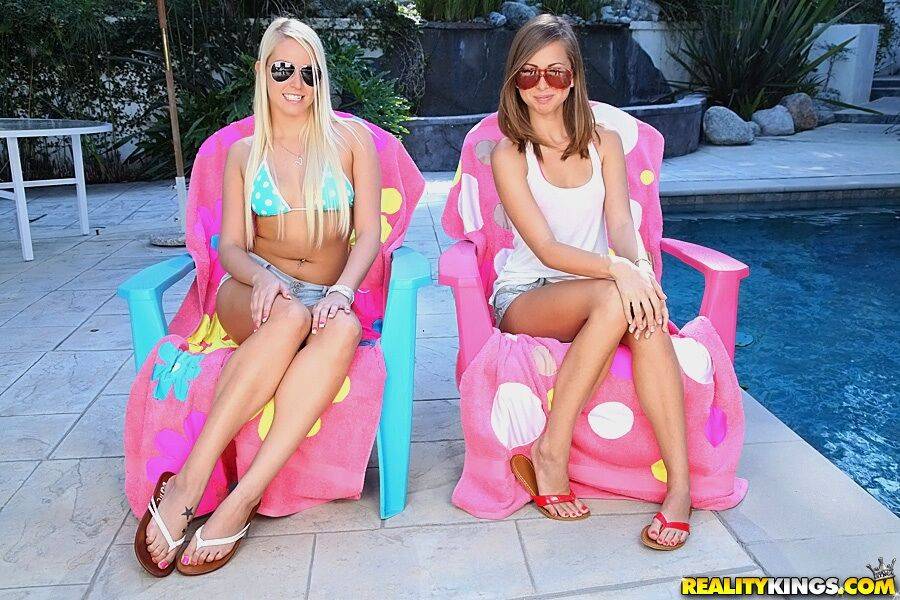 Adorable teen babe in sunglasses Vanessa Cage posing with her friend outdoor - #6