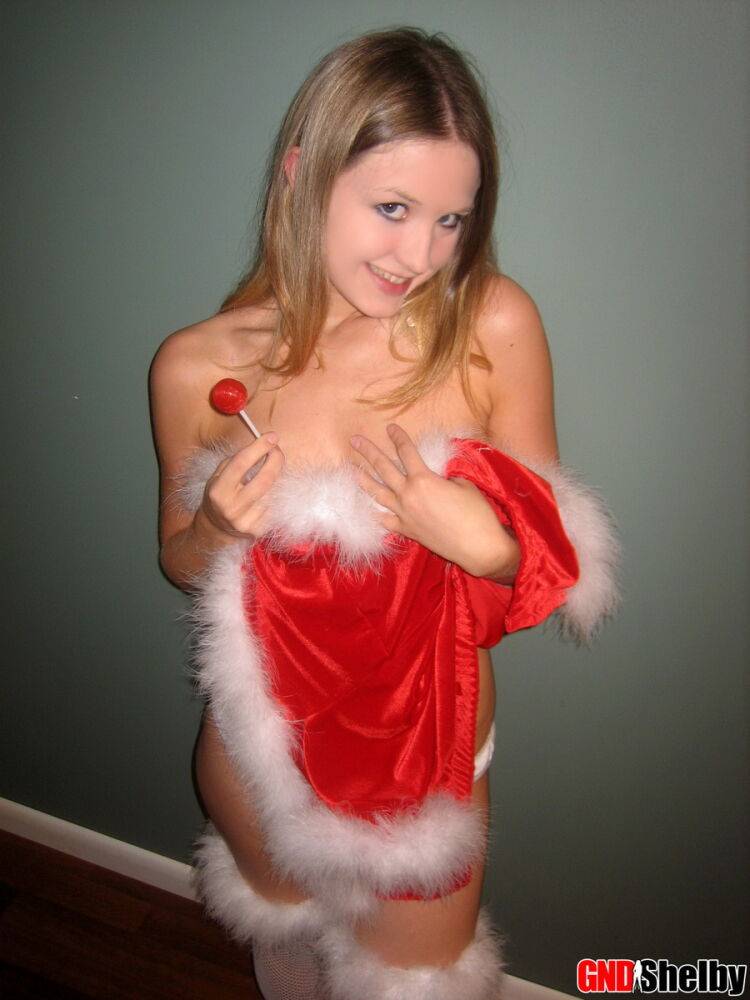 Merry Christmas from teen slut Shelby - #4