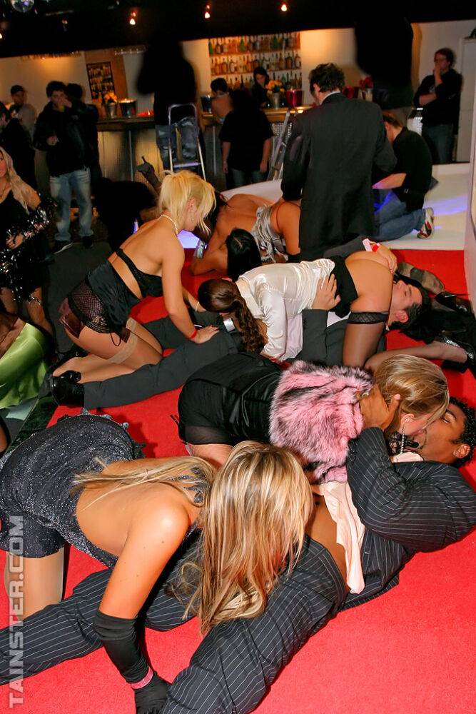 Hot party girls engage in a wild group sex inside a swing club - #10