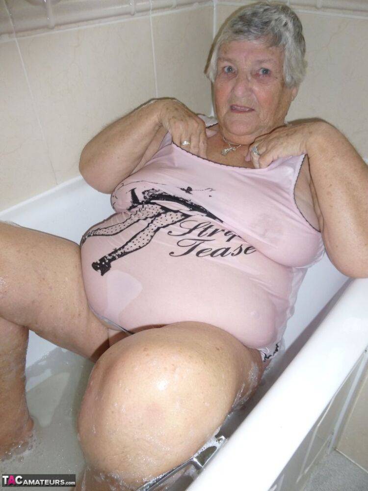 Old British fatty Grandma Libby gets naked while taking a bath - #1