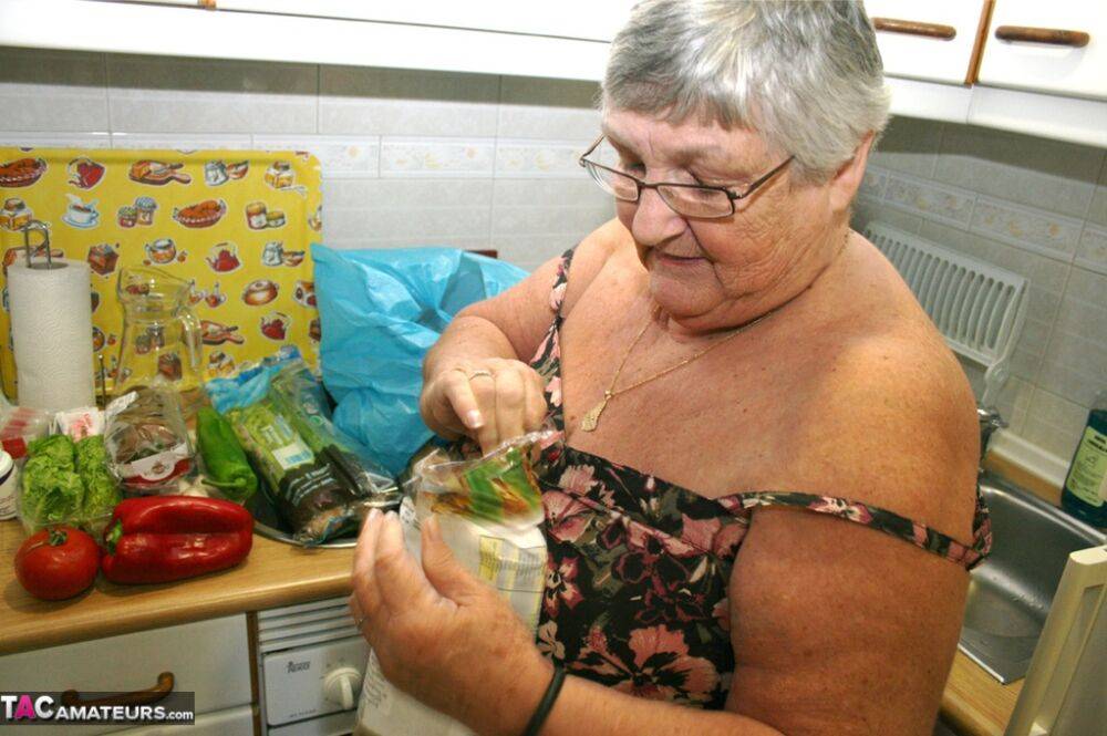 Obese UK nan Grandma Libby gets totally naked while playing with veggies - #5