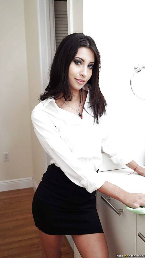 Brunette babe Jade Jantzen posing fully clothed in white blouse and skirt - #15