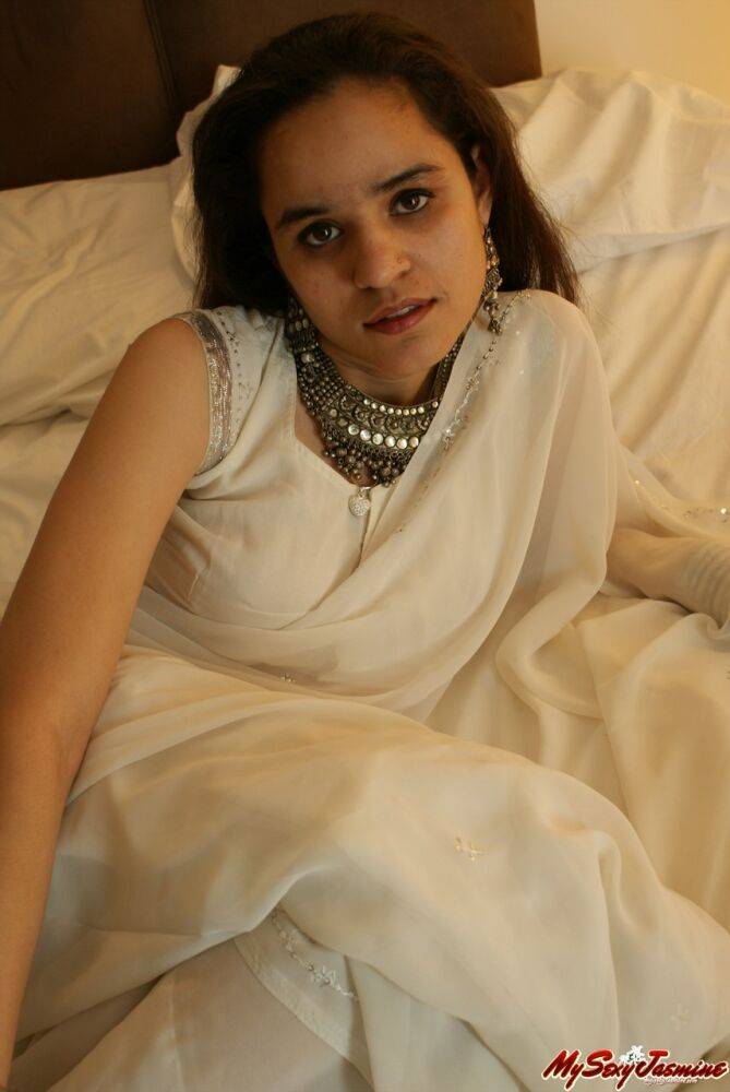 Jasmine in white indian saree looking hot teasing her man - #6