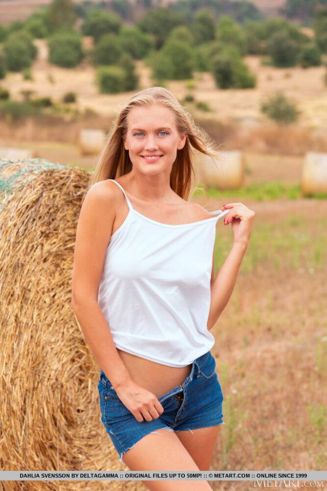 Stunning new model Dahlia Svensson divests her white tank top and denim shorts - #15