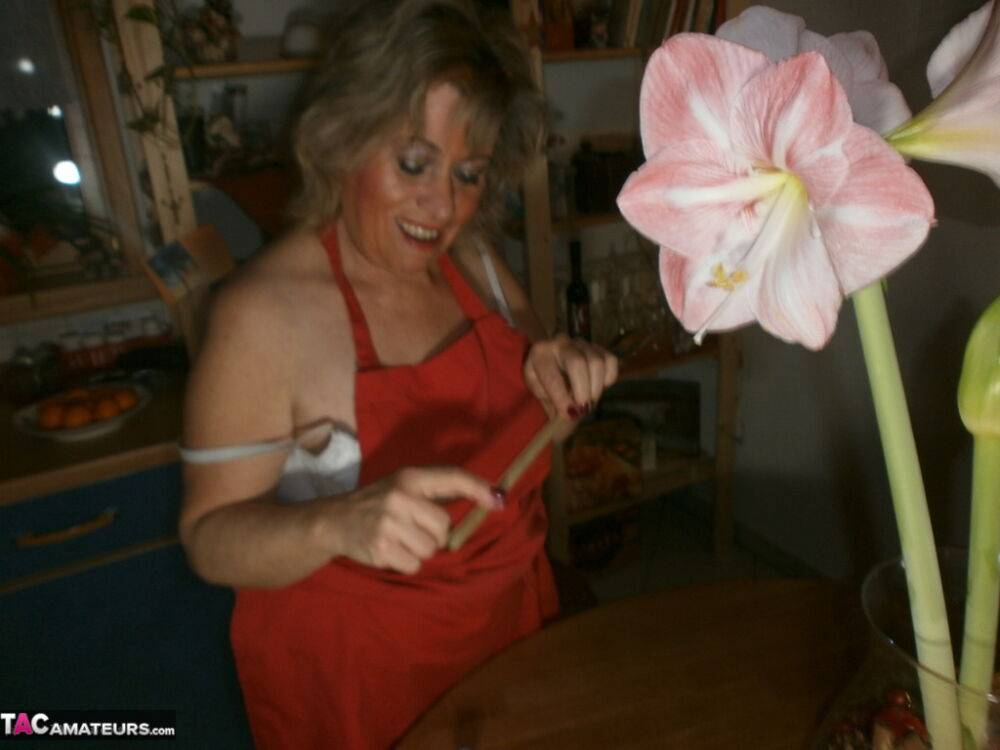 Horny oma Caro pleasures her pussy with a wooden spoon and a cucumber - #8