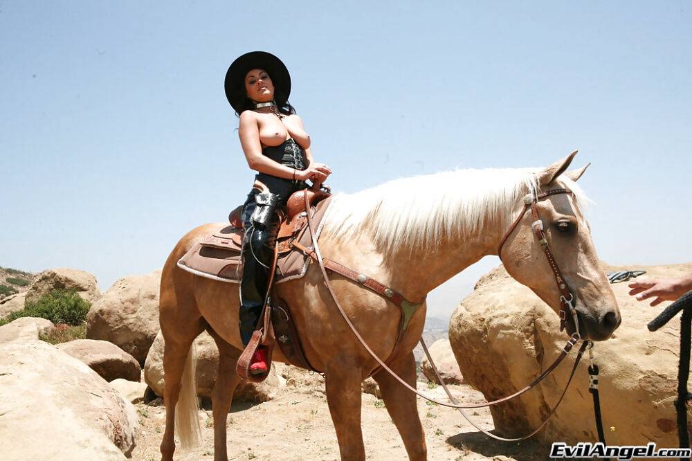 Busty latina vixen Charley Chase posing outdoor in snazzy cowgirl outfit - #9