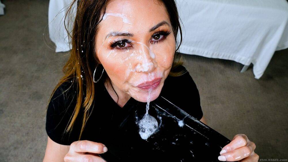 Bra busting Asian American MILF Kianna Dior's 'I Love Facials' T shirt can - #1