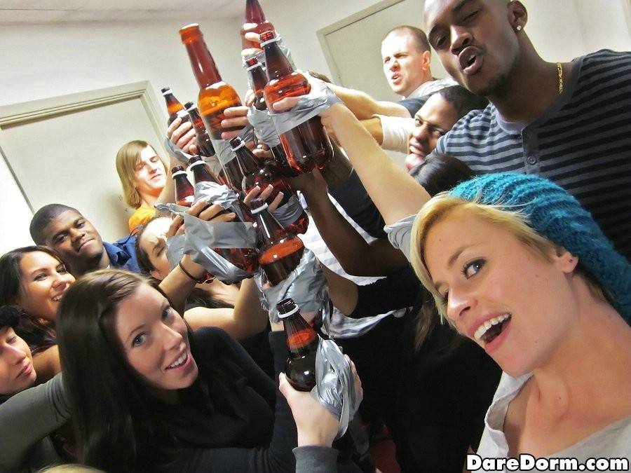 Hot college dorm sex parties - #1