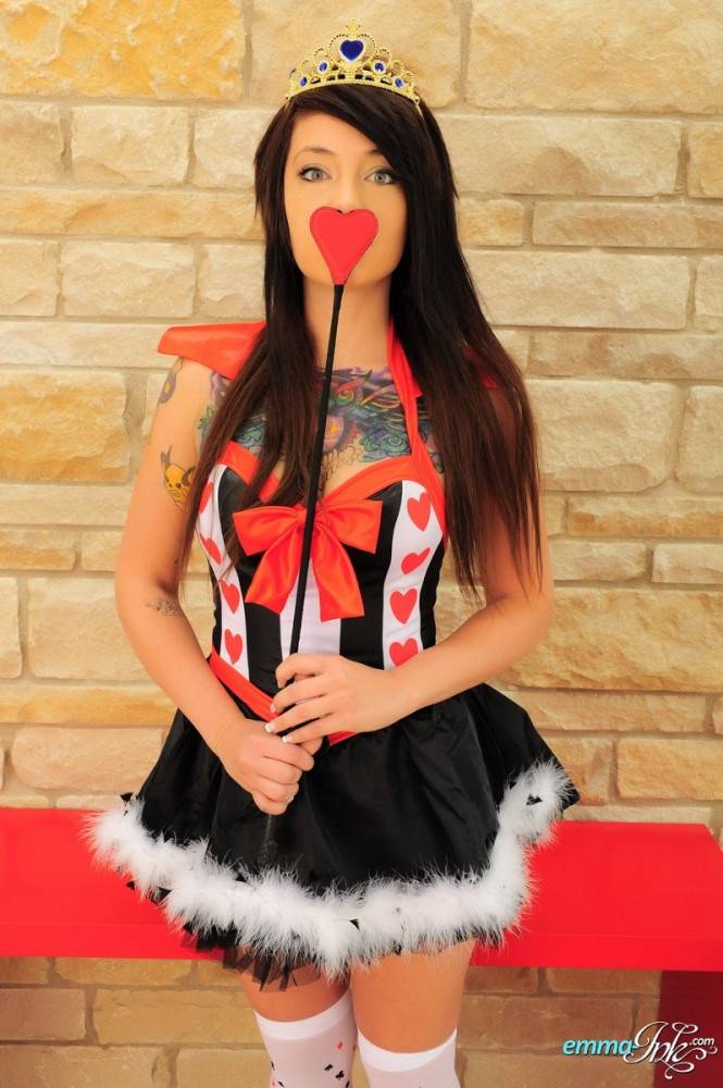 Emma ink as the queen of hearts for valentine's day - #7