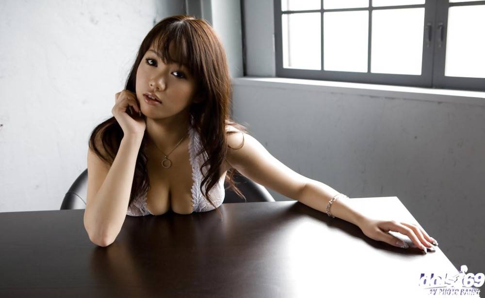 Facinating japanese babe Mai Nadasaka in skirt showing her beauty - #5