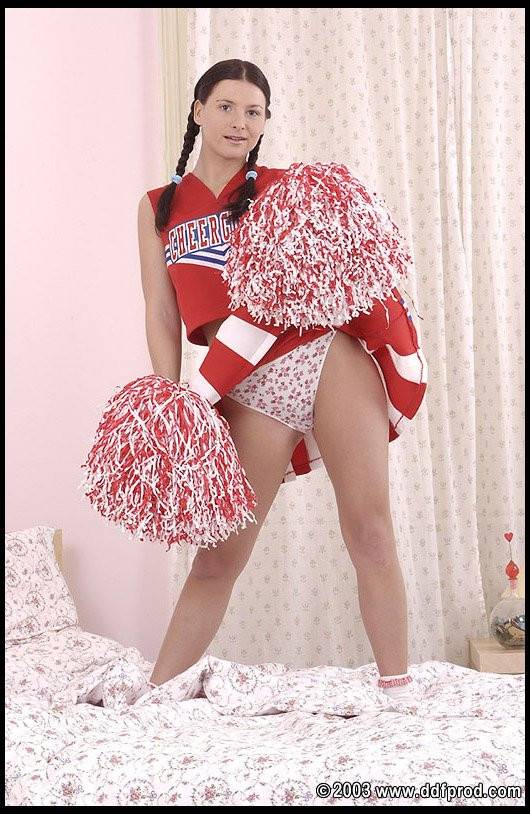 Pigtailed Cheerleader Jessica Fiorentino Has Fun And Stuffs Her Slit By Orange Dildo. - #2