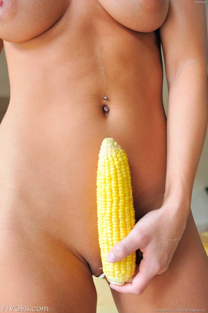 Naked Babe Melissa Matters With Shaved Pussy Masturbates With Corn Cob For Fun - #17