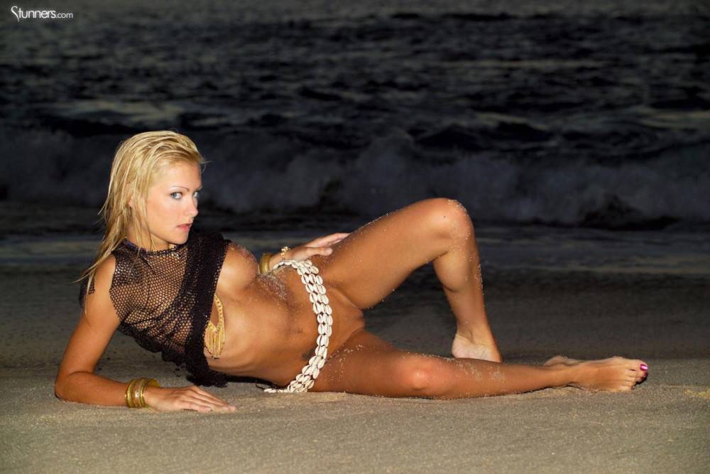 Slender Blonde Babe Natasha Marley Shows Her Naughty Parts In Wet Sand On The Beach - #12