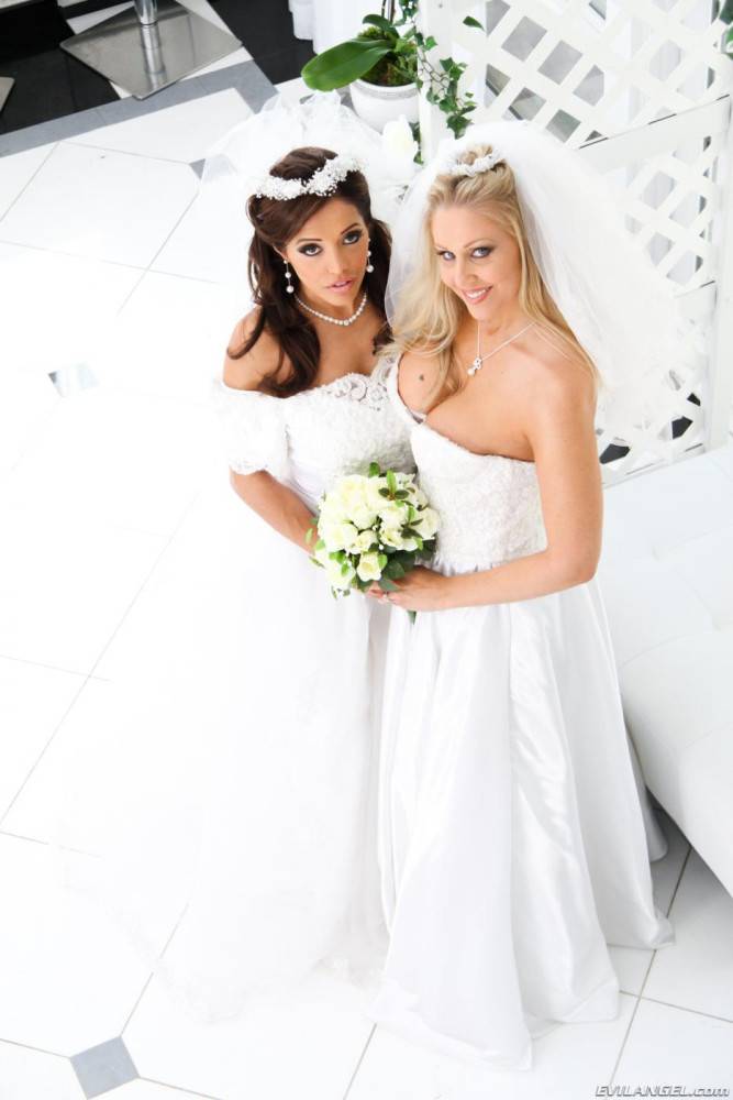 Itâ€™s The Lesbian Wedding With Busty Francesca Le And Her Bride Showing Off Pussies - #10