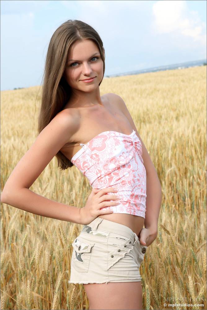 Elena May Got Out To The Wheat Field And Undressing There To Demonstrate Her Slender Body And Its Beauties - #1