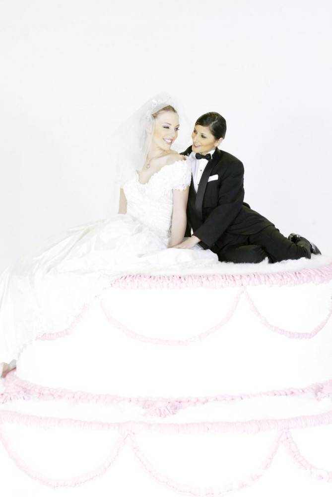 Art Photos Of Charisma Cole And Felix Vicious Posing As A Bride And A Groom - #3