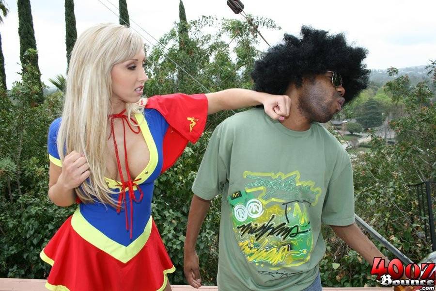 Round Assed Super Girl Jessica Lynn Gets Her Moist Pussy Stuffed Full Of Cock - #3