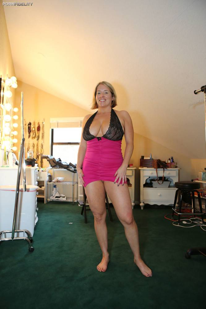 Big boobed blonde chick Maggie Green poses solo and teases with her cunt - #1