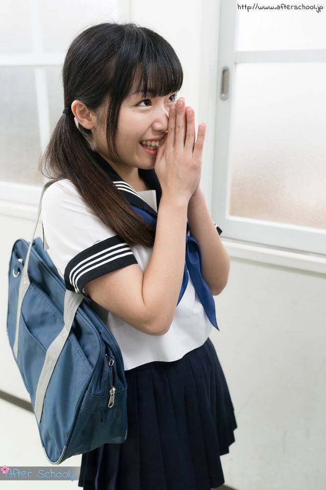 Japanese schoolgirl in pigtails facesits & gives teacher a handjob in class - #1