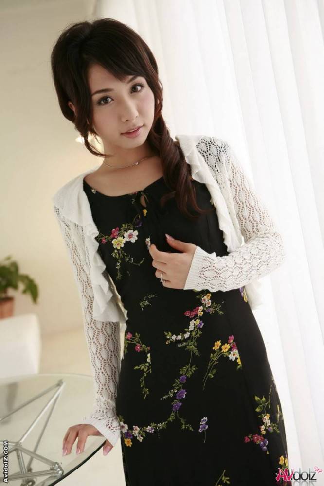 Beautiful Asian Bimbo Tomoe Hinatsu Erotically Poses In Her Very Sexy Outfit - #13
