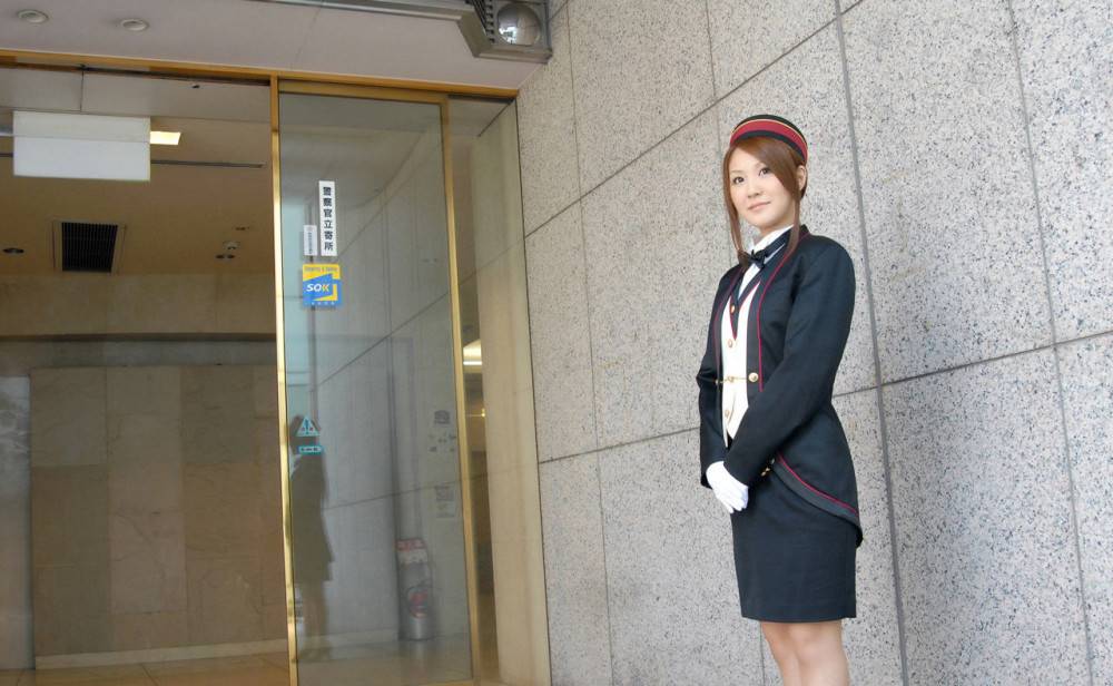 Uniform Girl Riri Idols Lifts Skirt Up And Stretches The Long Stockings Legs - #1