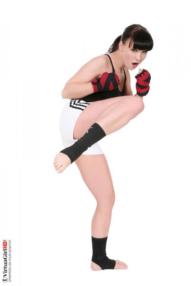 Ally Style Is A Hot Softcore Babe Who Loves Boxing And She Looks More Than Hot. - #12