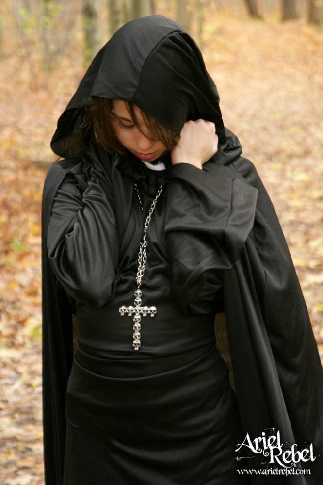 Naughty Teenage Nun Ariel Rebel Dressed In Black Flashes Her Bald Pussy Outdoors - #8