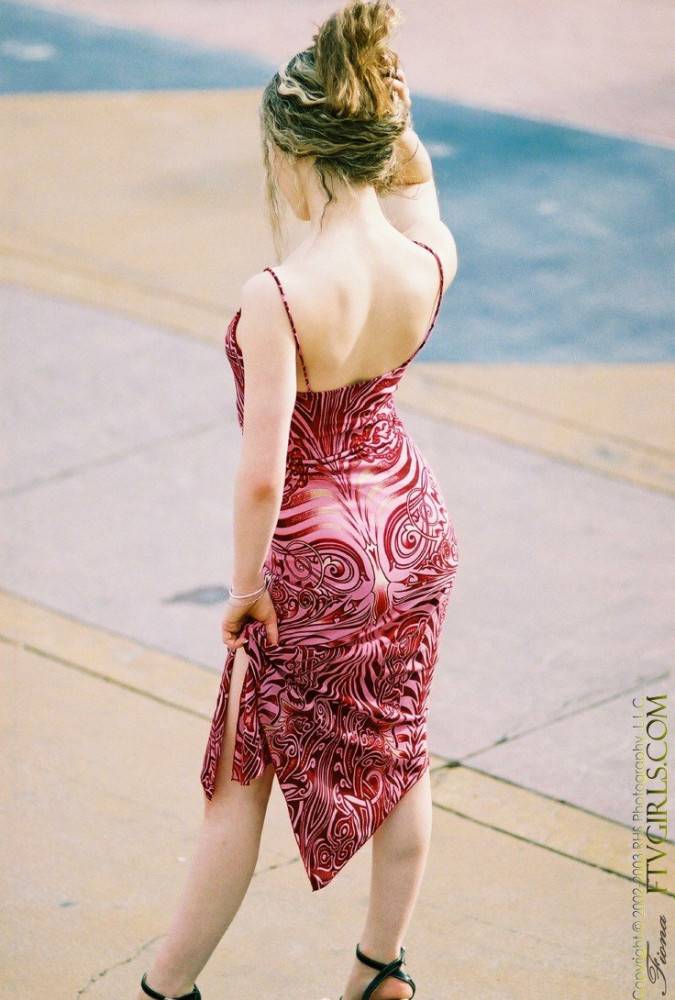 Cute Teen Fiona Luv In Stylish Long Dress And Sandals Flashes Her Neat Slit While Posing. - #5