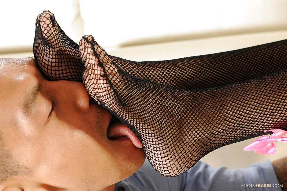 Stunning albanian Breanne Benson makes some foot fetish - #6