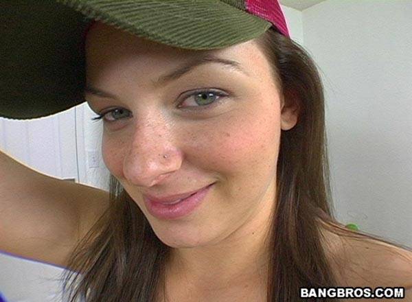 Filthy Teen Doll Maura Strips Showing Her Full Tits And Pussy Then Getting Penetrated By Dick - #2