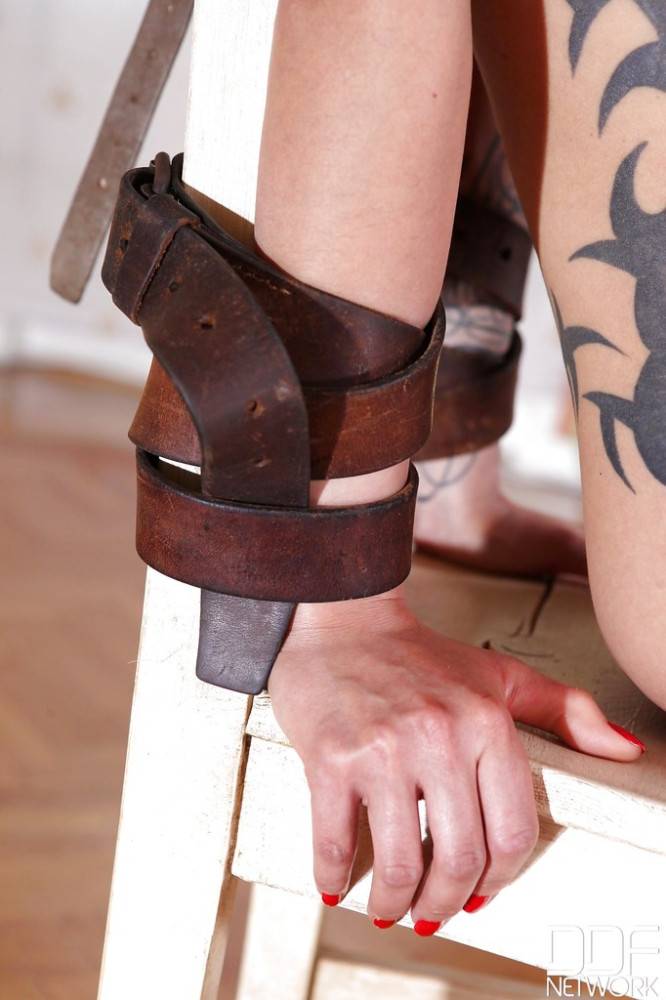 Excellent Alice Axx makes some foot fetish action - #7