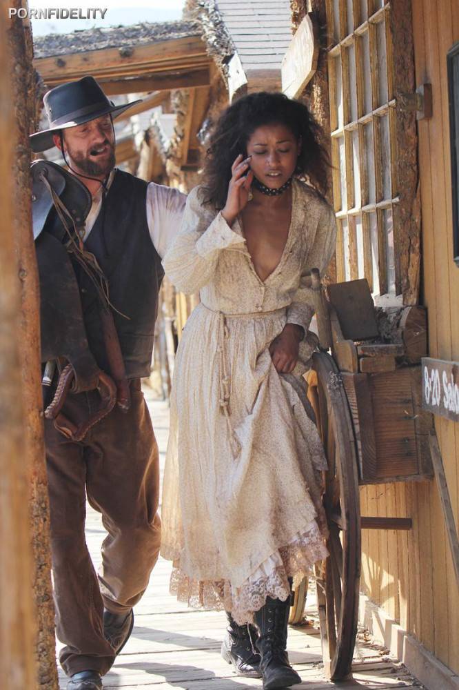 Hot Black Chick Skin Diamond Gets Banged By A White Cowboy In Django XXX Version - #13