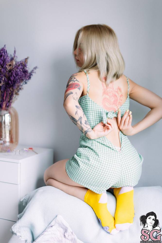 Roxylove in Juicy Lollipop by Suicide Girls - #5