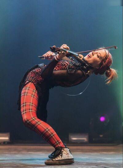 abbysiscoprinus lindseystirling - #12