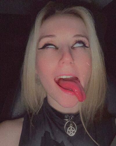 Drool Girls Long Tongue ahegaoselfies lovelucy - #5