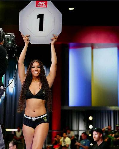 UFC Ring Girl brookliyn_wren brookliynwren helloBROOKLIYN - #5