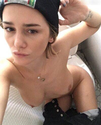 addison.timlin addisonivvy | Photo: 8855488