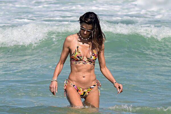 aleambrosio alelovesanja alessandraambrosio - #1