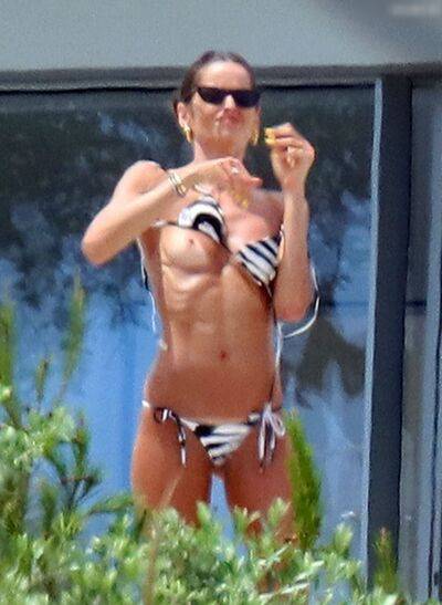 iza_goulart izabelgoulart - #10