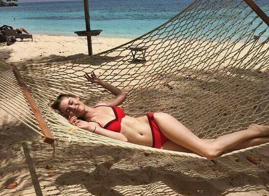Virginia Gardner ginnygardner - #6