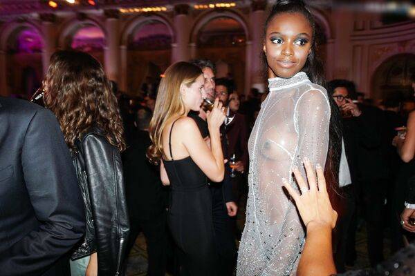 Leomie Anderson - #14