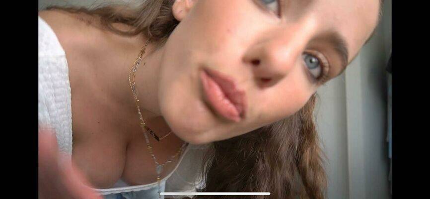 Laura @lauramjj_ lauramjj_ - #7