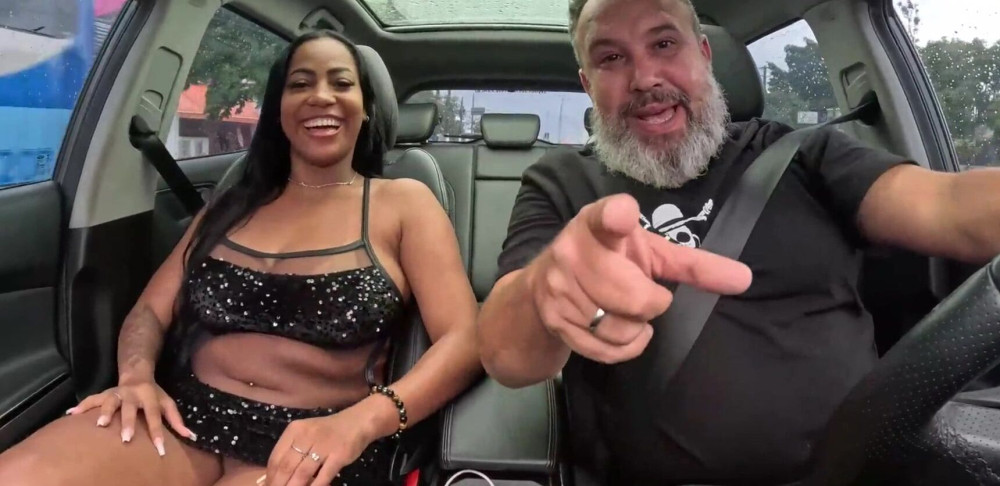 The big, busty, big-assed mulatto from Rio de Janeiro comes to give her ass for a ride - Leticia Barberino - #2