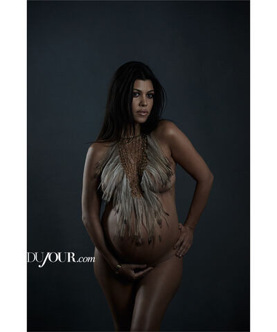 Kourtneykardashian | Photo: 9530420