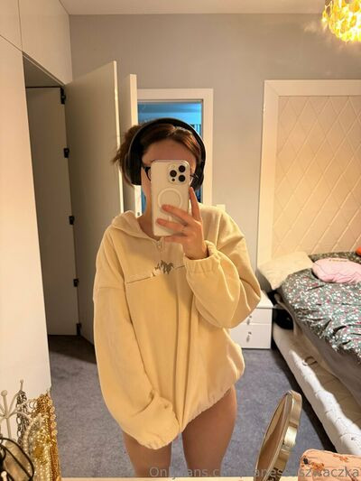 vanessaszwaczka - #4