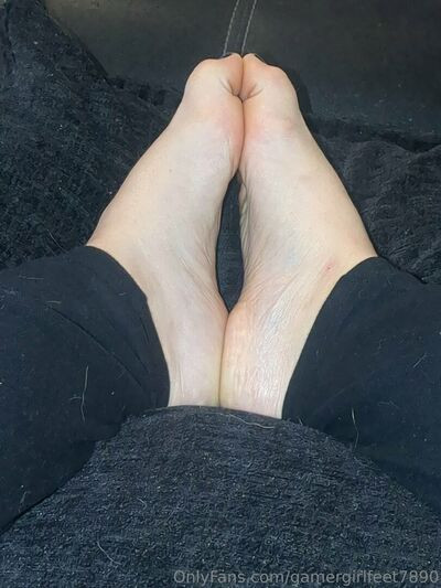 gamergirlfeet7890 - #5